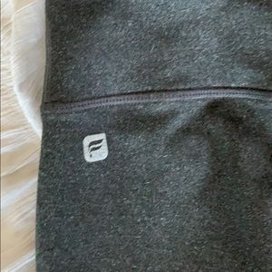 Cropped fabletics leggings